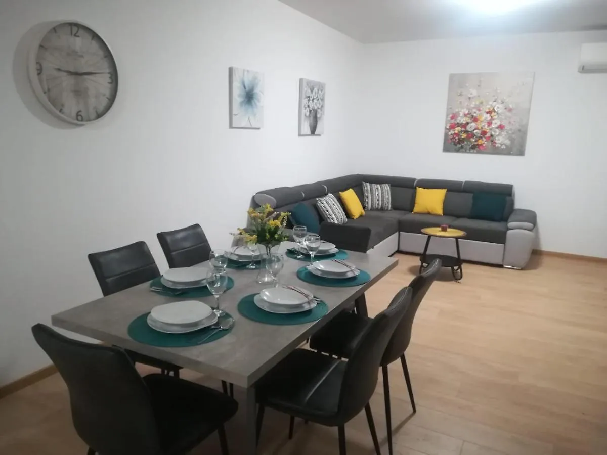 Vacation Home Zdravka Kastela Croatia