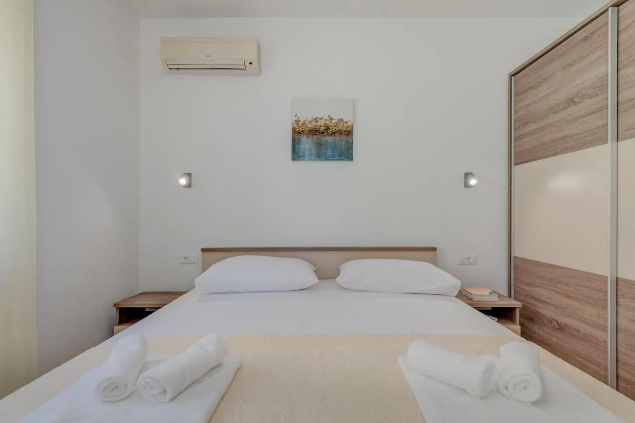 Vacation Home Zdravka Kastela