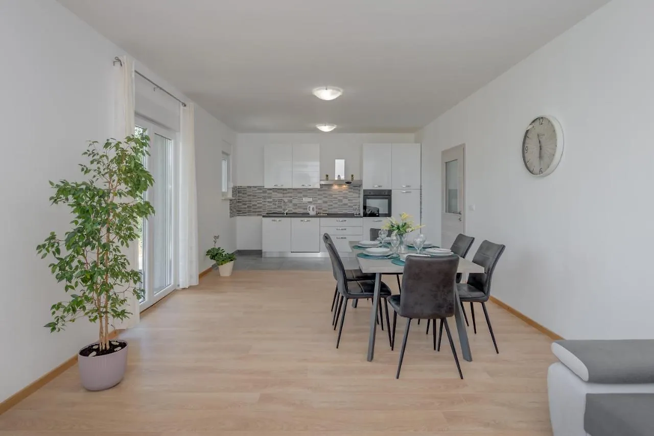 Vacation Home Zdravka Kastela 0*,  Croatia